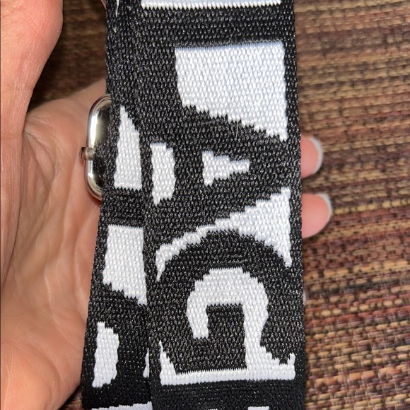 Karl Lagerfeld Black Textured Handbag - Picture 9 of 10